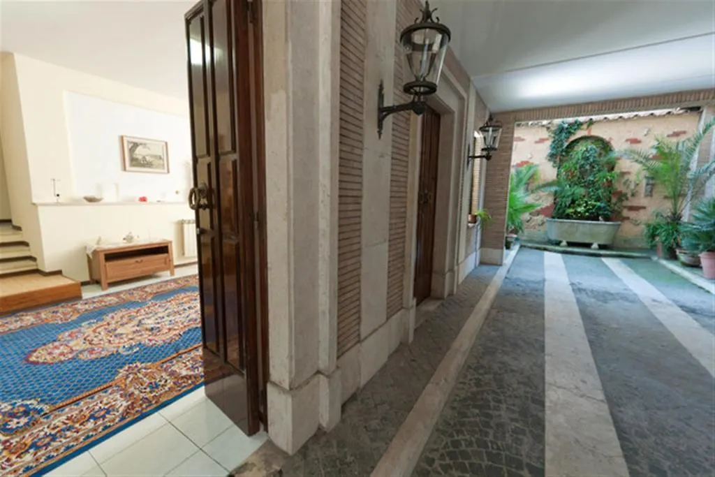Comfortable Trastevere Apartment Rome