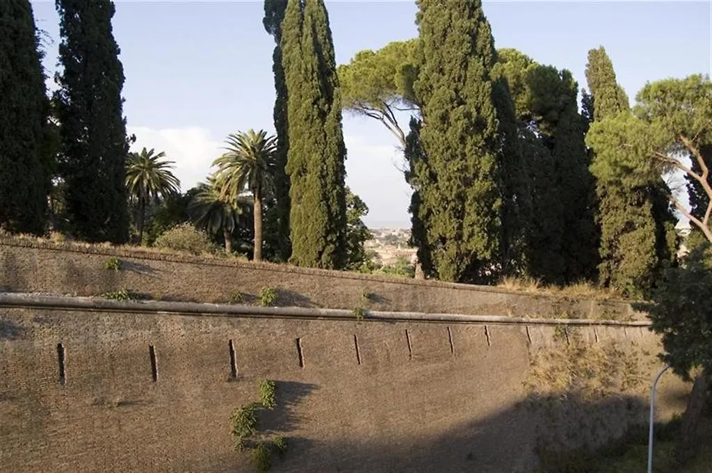 Comfortable Trastevere Apartment Rome
