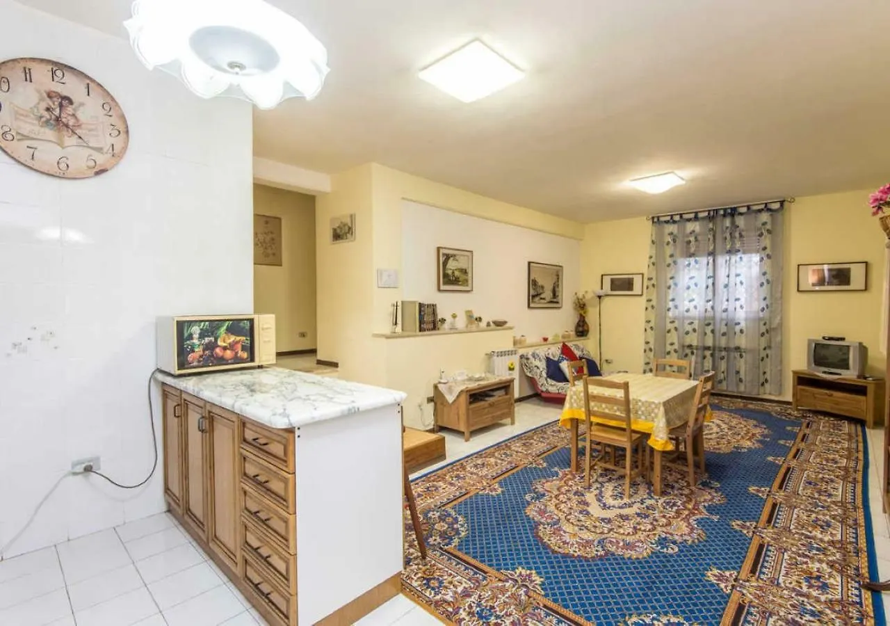 Comfortable Trastevere Apartment Rome