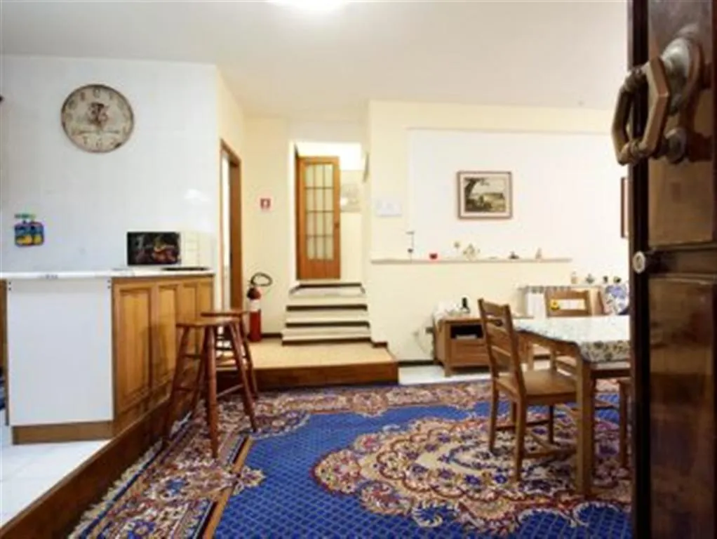 Comfortable Trastevere Apartment Rome 0*,  Italië